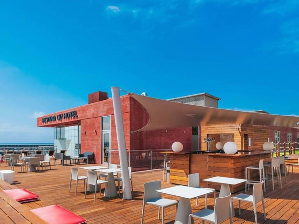 Cristiano Ronaldo ofrece trabajo: salario que paga, los puestos disponibles y la condiciones a cumplir