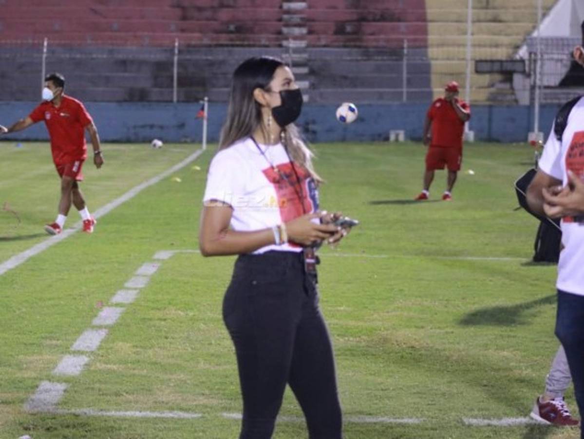 ¿Soldado caído en el Yankel? Las bellezas en los estadios, la novia de Denovan y lo mejor de la jornada 7
