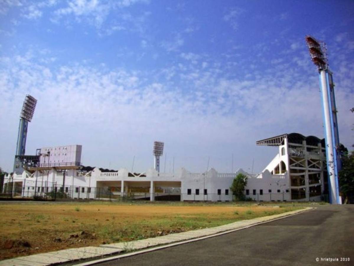 Así es el espectacular estadio donde jugará Roby Norales en la India