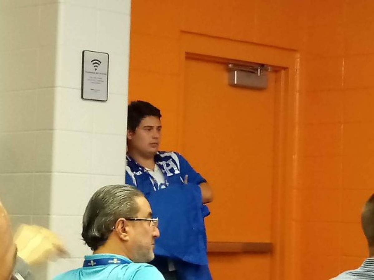 NO SE VIO EN TV: Penoso lo que sucedió al finalizar juego Honduras-Guayana Francesa