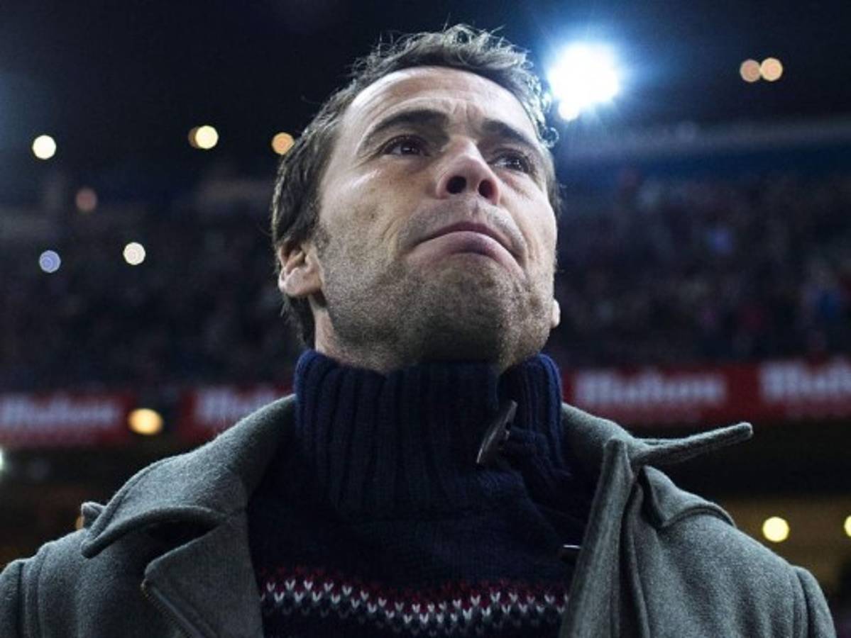 ¡Fichajes! El sorpresivo DT que se ofrece al Real Madrid y la lista de bajas del Barça