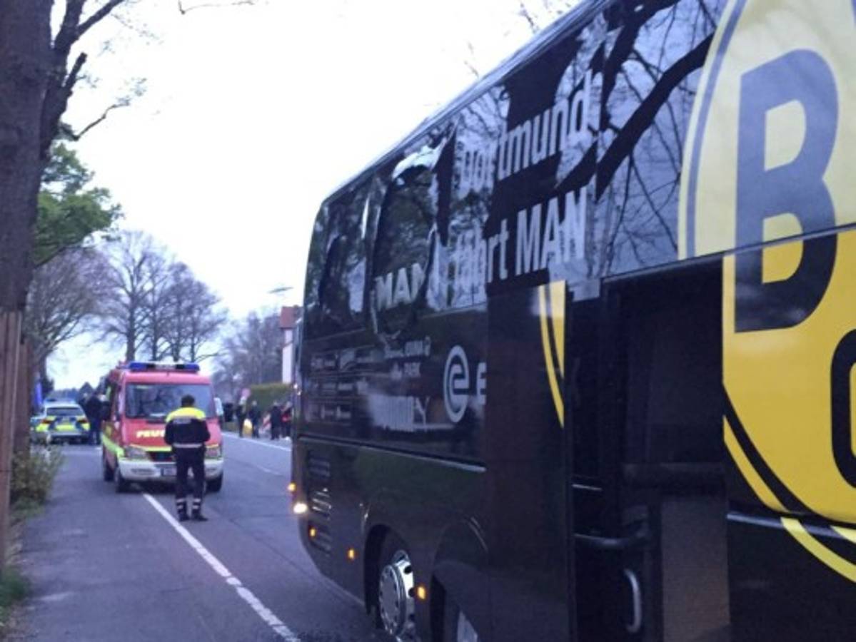Así quedó el autobús del Borussia Dortmund tras la explosión