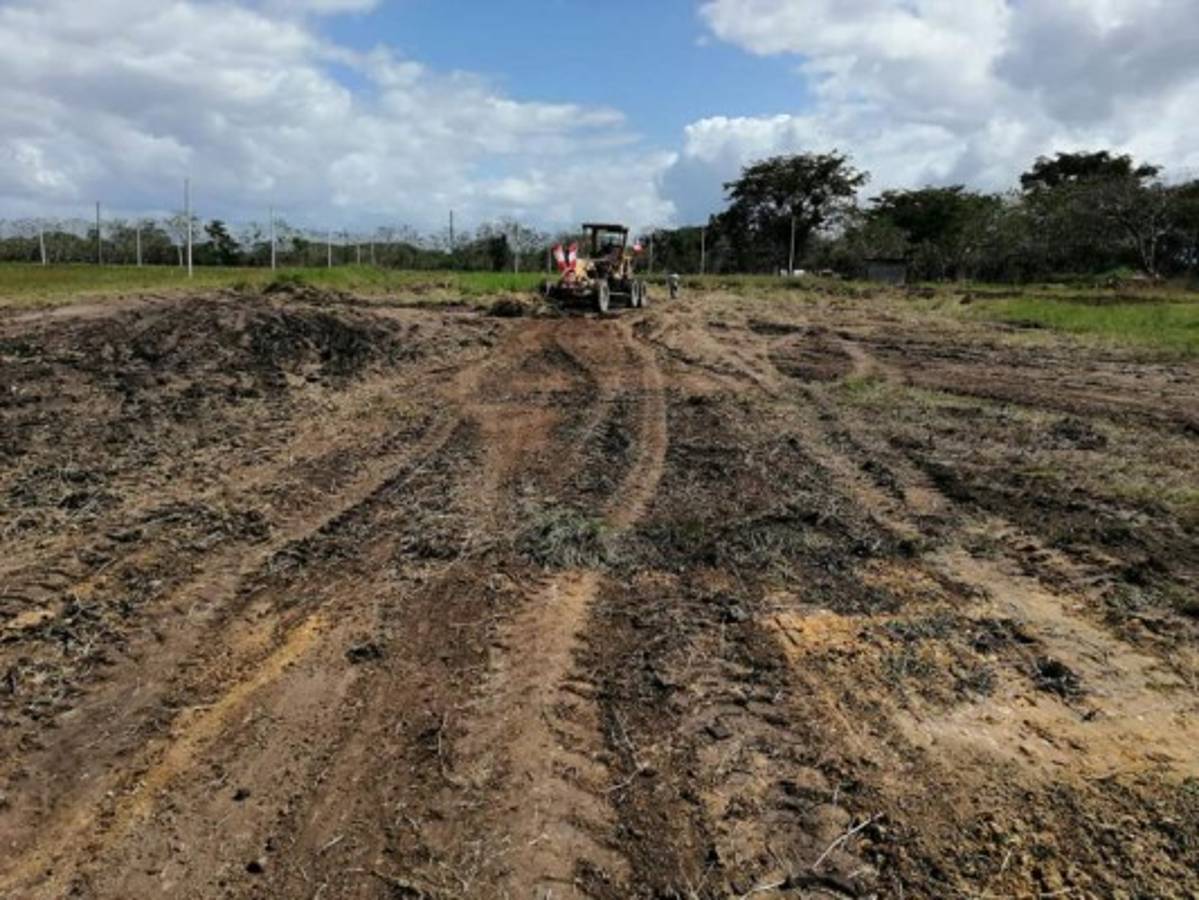 Fotos: Así marchan los trabajos de construcción del estadio de béisbol Mauricio Dubón en Juticalpa