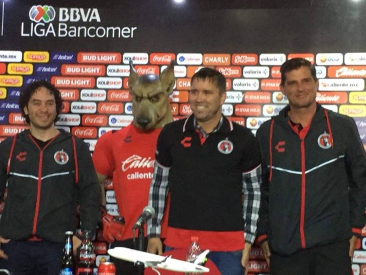 Rumores/Fichajes en México: Un tico podría ser la bomba en la Liga MX