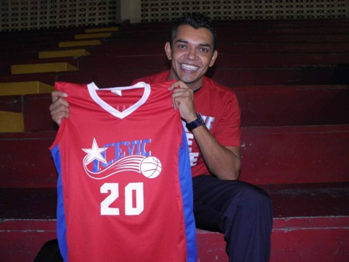 Los deportistas que practicaron en más de un deporte, hay dos hondureños