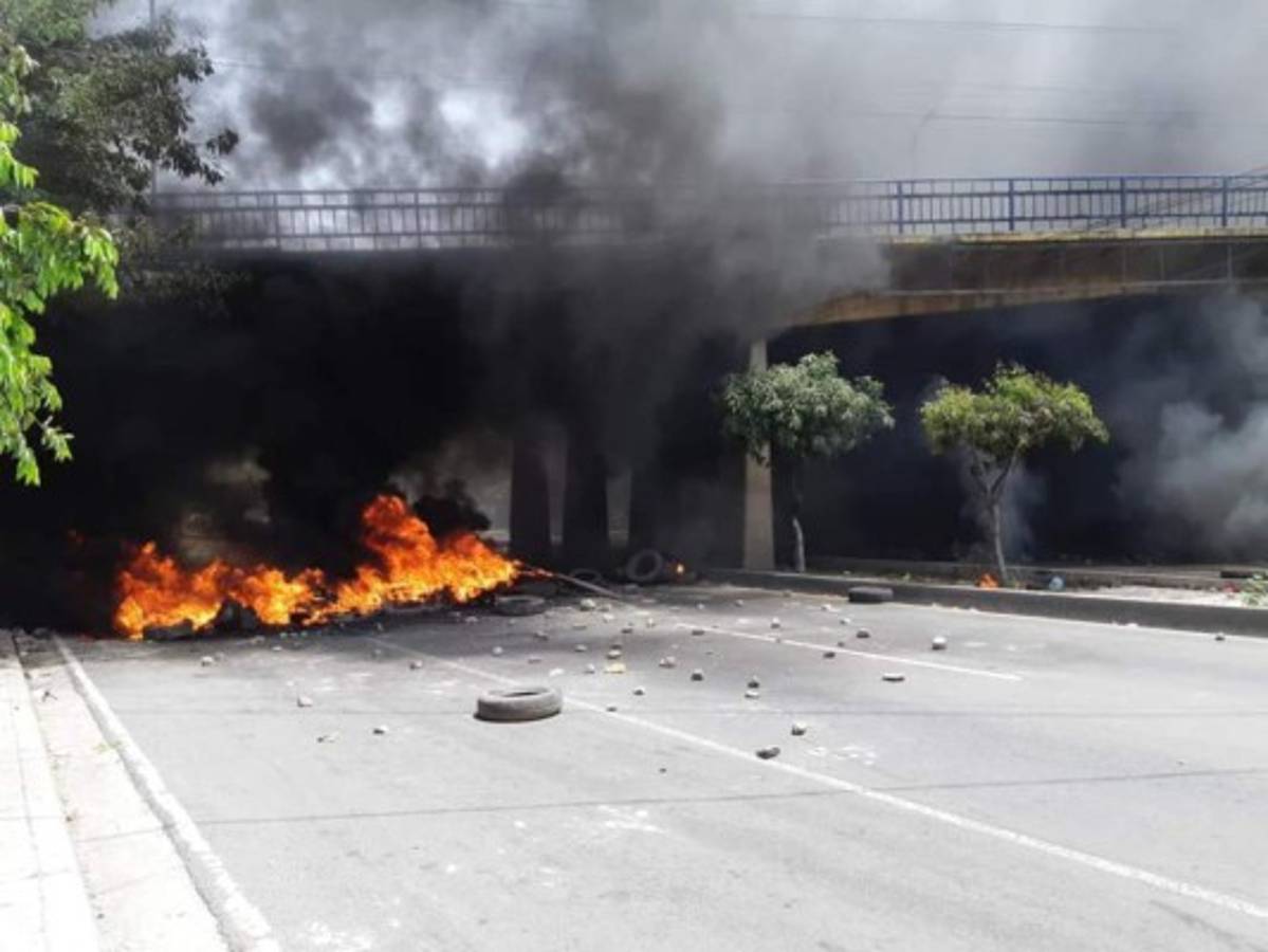 FOTOS: Así se vivieron los enfrentamientos y protestas en Honduras