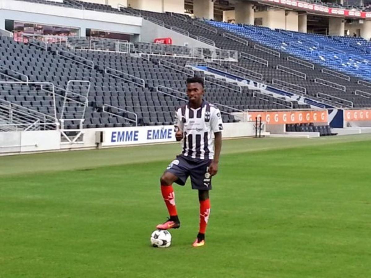 Así fue la presentación de Alberth Elis con el Monterrey de México  