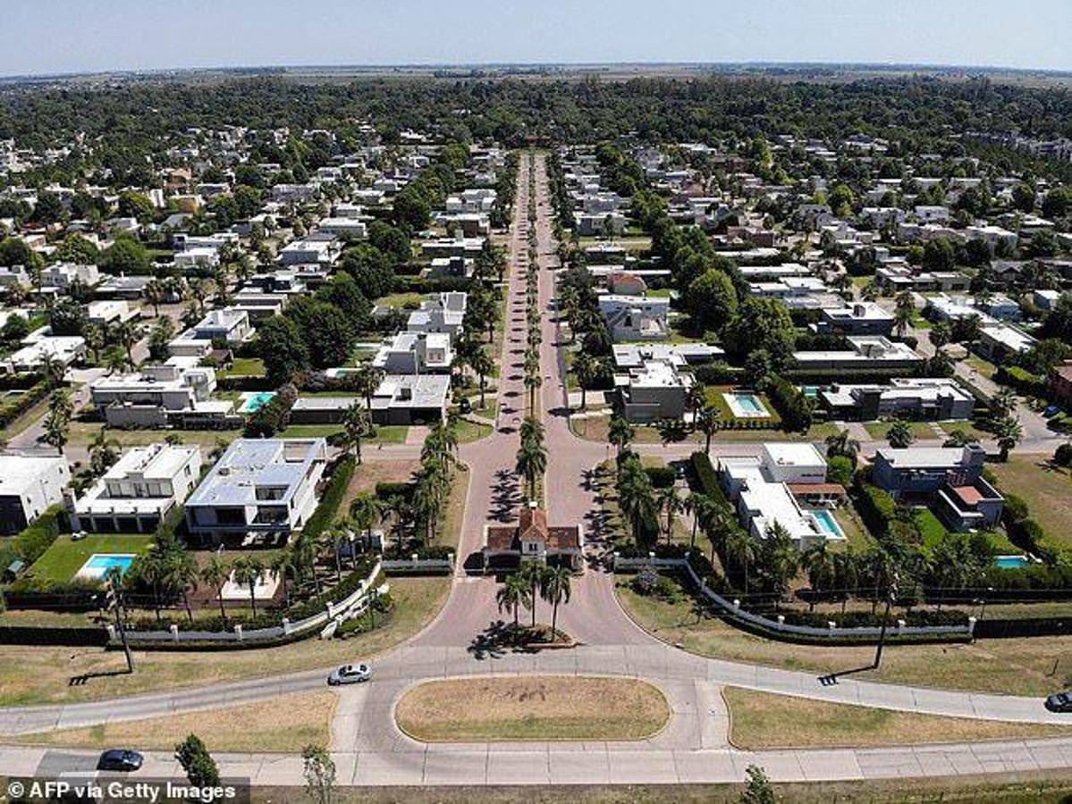 ¿Cuánto le cuesta? Así es “La Fortaleza”, la impresionante mansión que construye Messi para cuando se retire