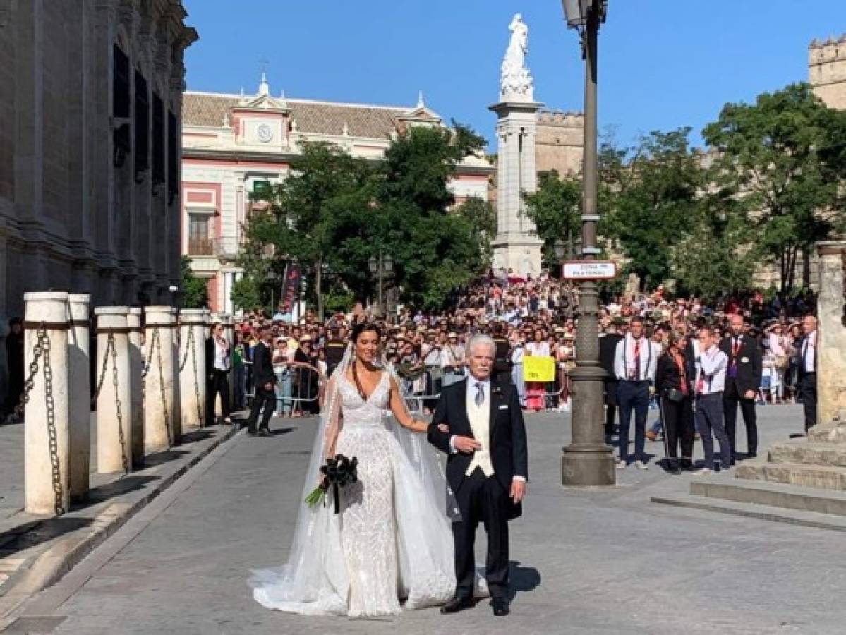 Con invitados de lujo: Las imágenes de la boda de Sergio Ramos y Pilar Rubio