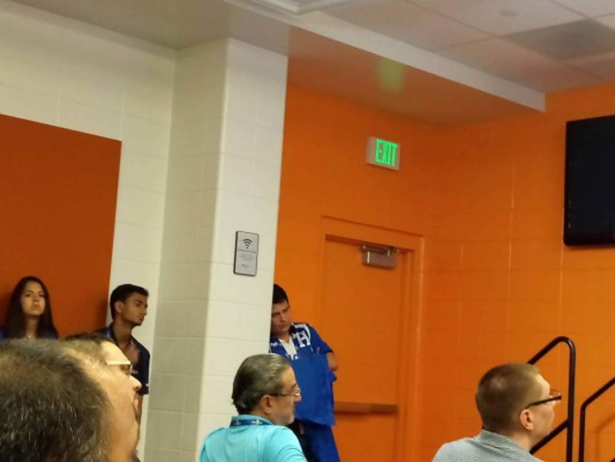 NO SE VIO EN TV: Penoso lo que sucedió al finalizar juego Honduras-Guayana Francesa