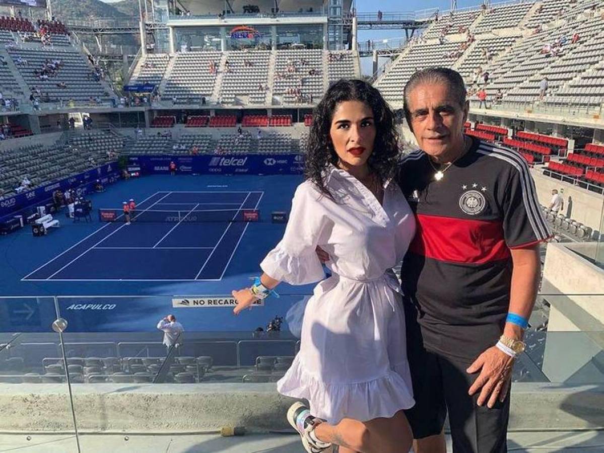 ¿Cuántos años le lleva? Ex comentarista de TUDN es tildado de Sugar Daddy por la espectacular novia que tiene