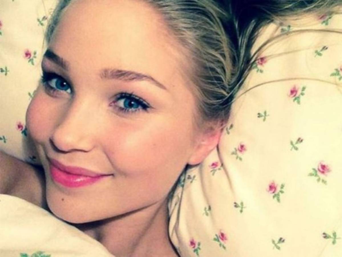 Arna Yr Jonsdottir, la sexy islandesa que fue coronada como Miss Eurocopa