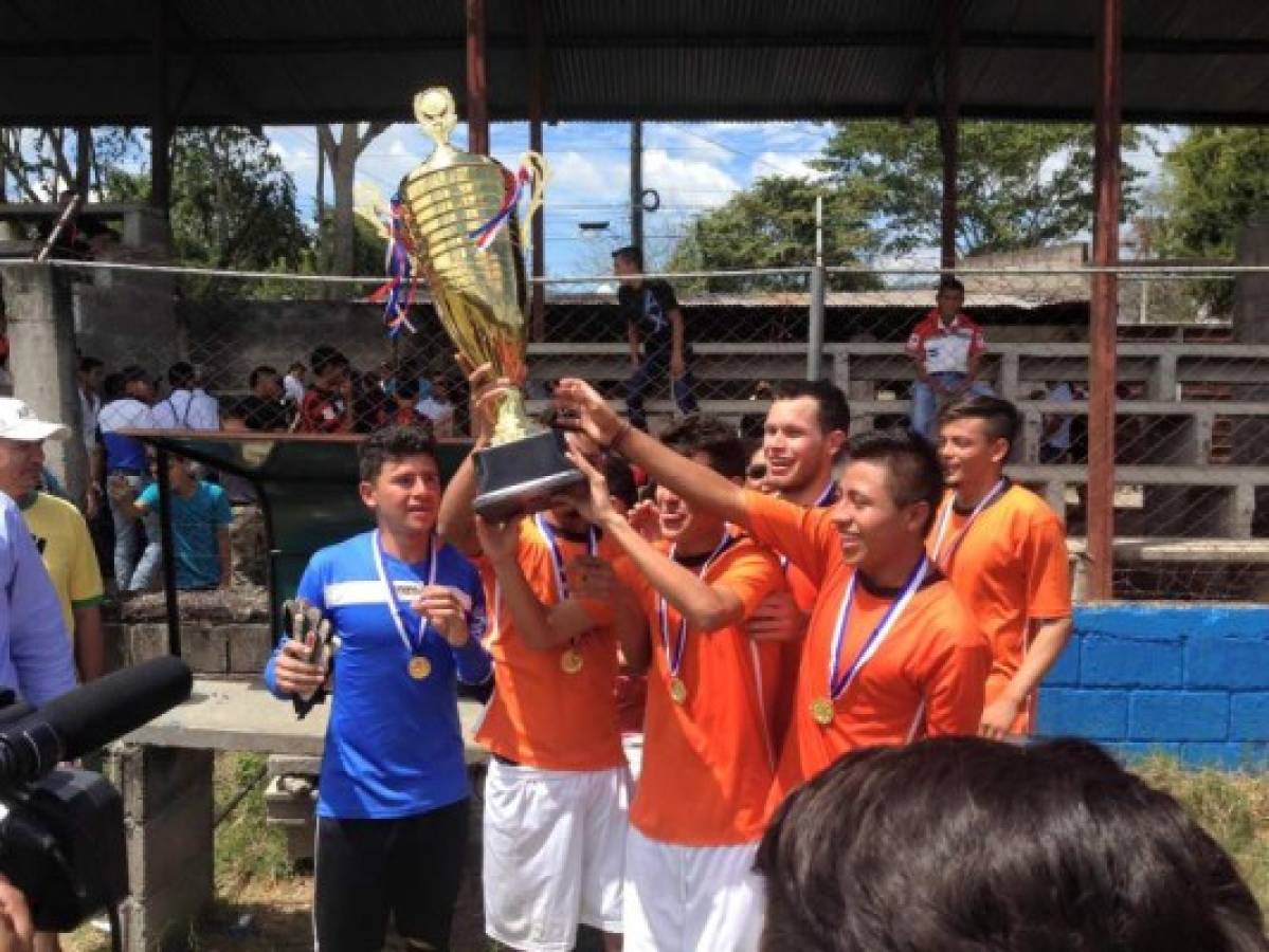 Siete orgullos de Siguatepeque buscan llevar al Atlético Independiente a  Liga Nacional