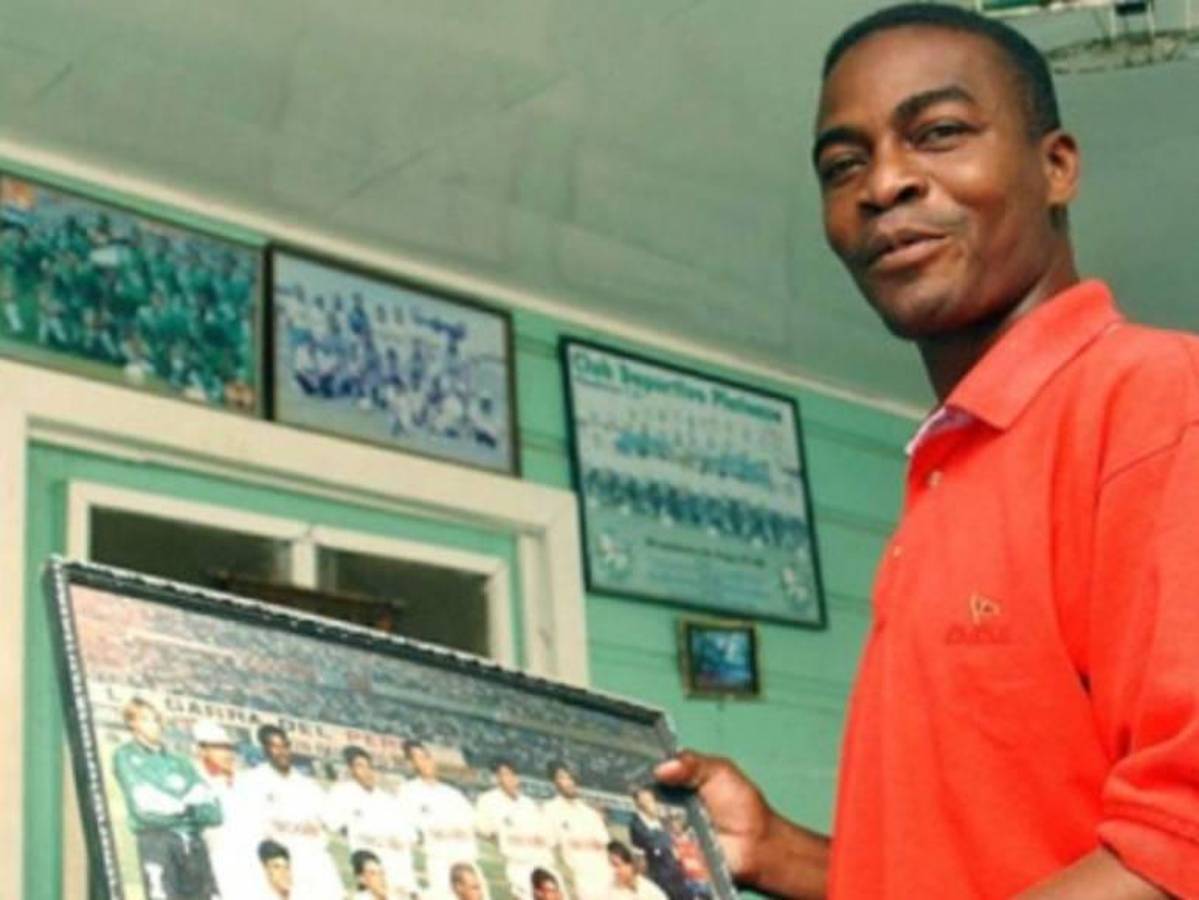 México y Santos Laguna lo recibieron con los brazos abiertos: así es la nueva vida de Dolmo Flores tras dejar Honduras