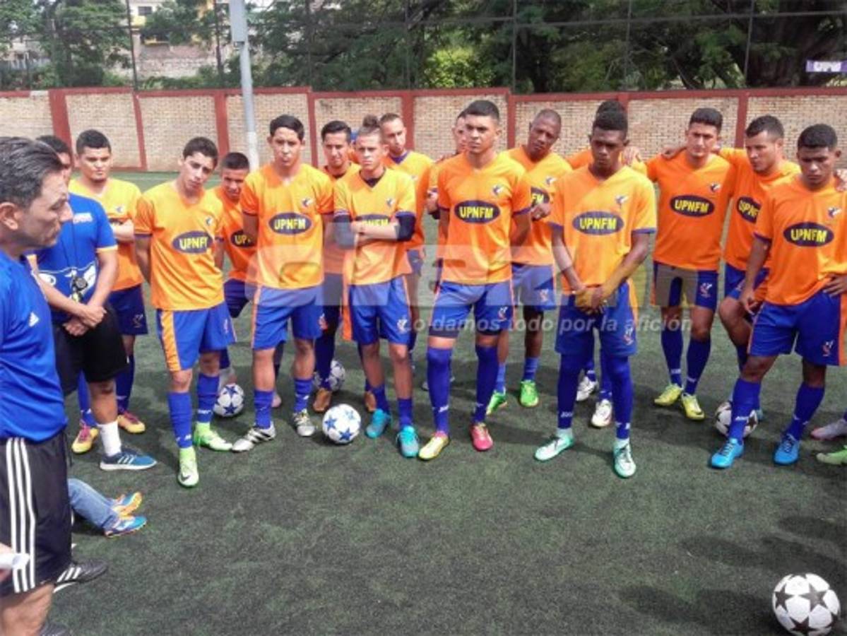 MERCADO: Cruz Azul preguntó por hondureño y Platense se rearma