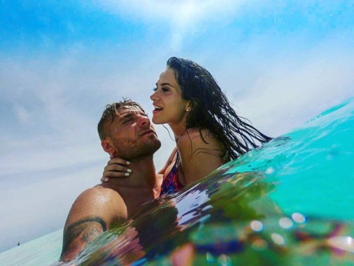 La preciosa italiana que ''reclamó'' atención y conquistó al máximo goleador de la Serie A