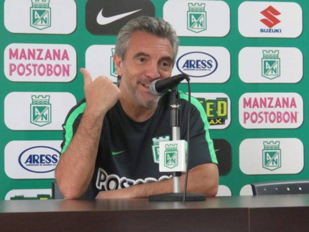 Rueda, entre la larga lista de técnicos para dirigir a selección de Chile