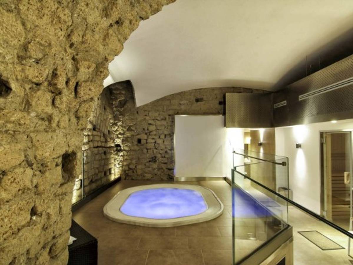 Así es el lujoso hotel en el que se hospedará Real Madrid en Nápoles