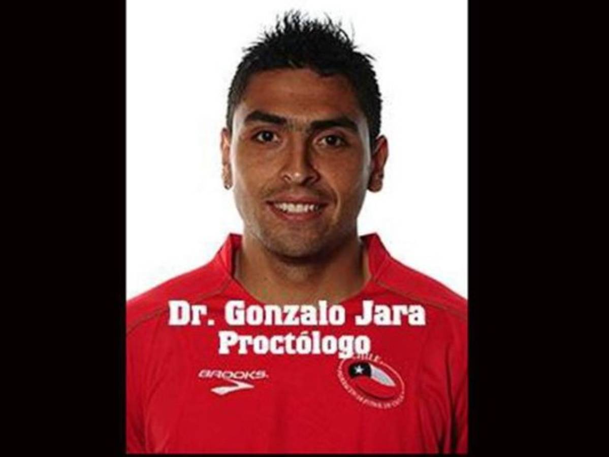 Los memes que dejó el dedazo de Jara a Cavani en el Chile-Uruguay