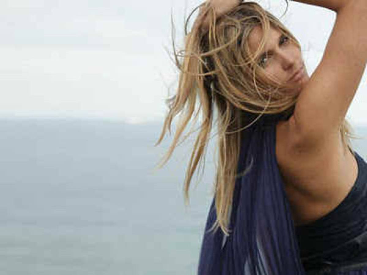 Fernanda Lima la bella presentadora del Sorteo Brasil 2014