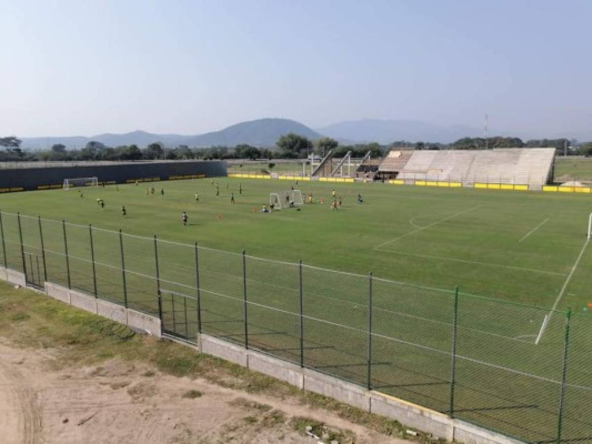 Parrillas One muestra avances en su estadio; van por la segunda gradería   