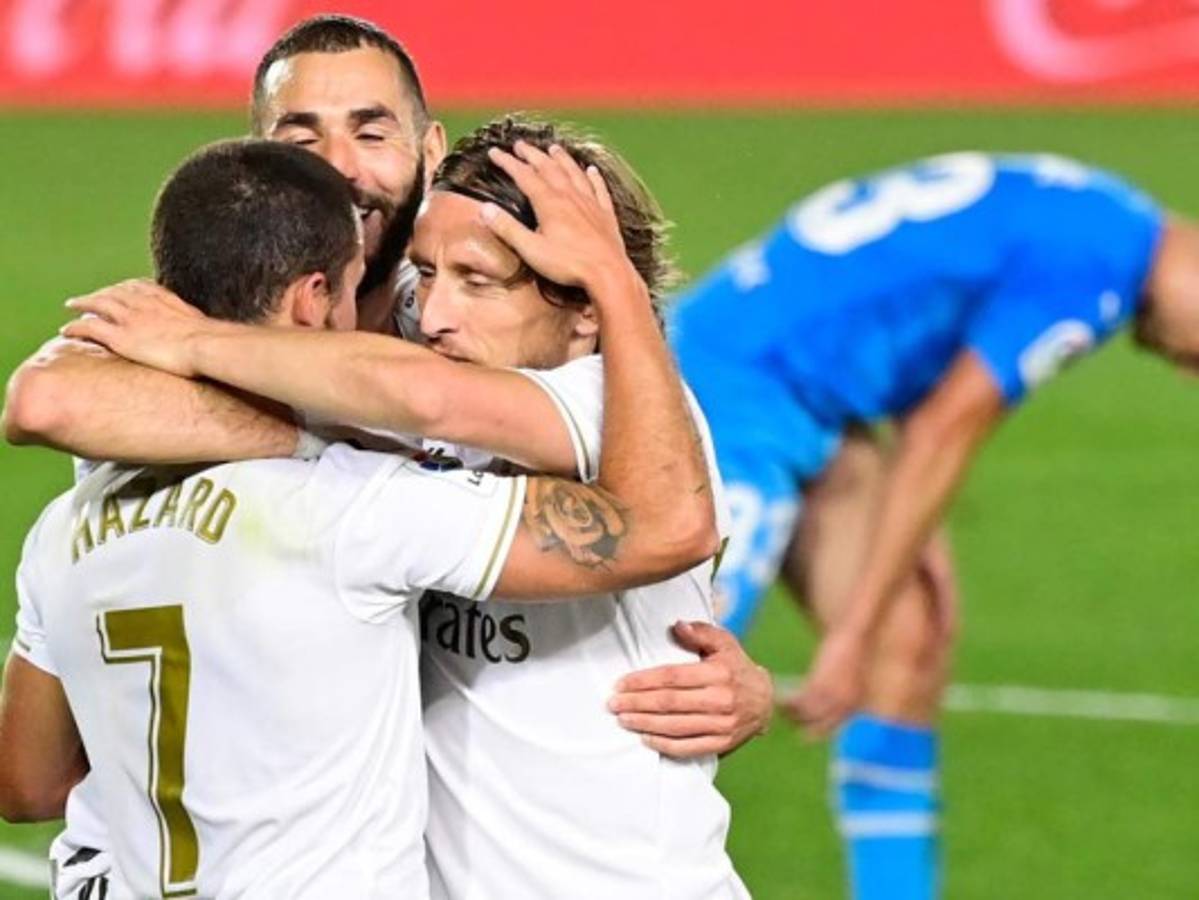 Dedicatoria, el consejo de Zidane y el aburrimiento de James Rodríguez en el Madrid-Valencia