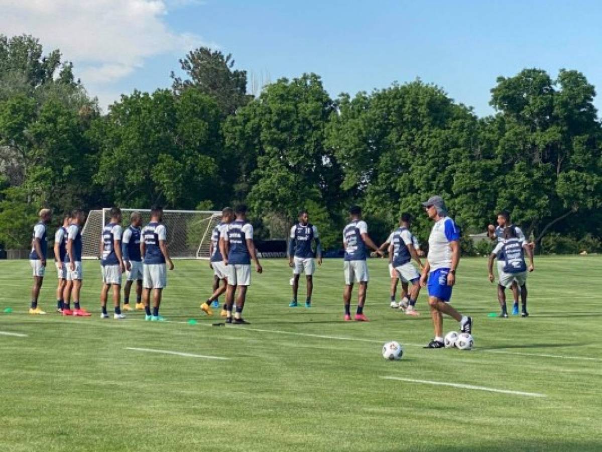 Último entreno de Honduras en Denver: charla entre Elis y Coito, competencia en el arco y, ¿Rivas lesionado?