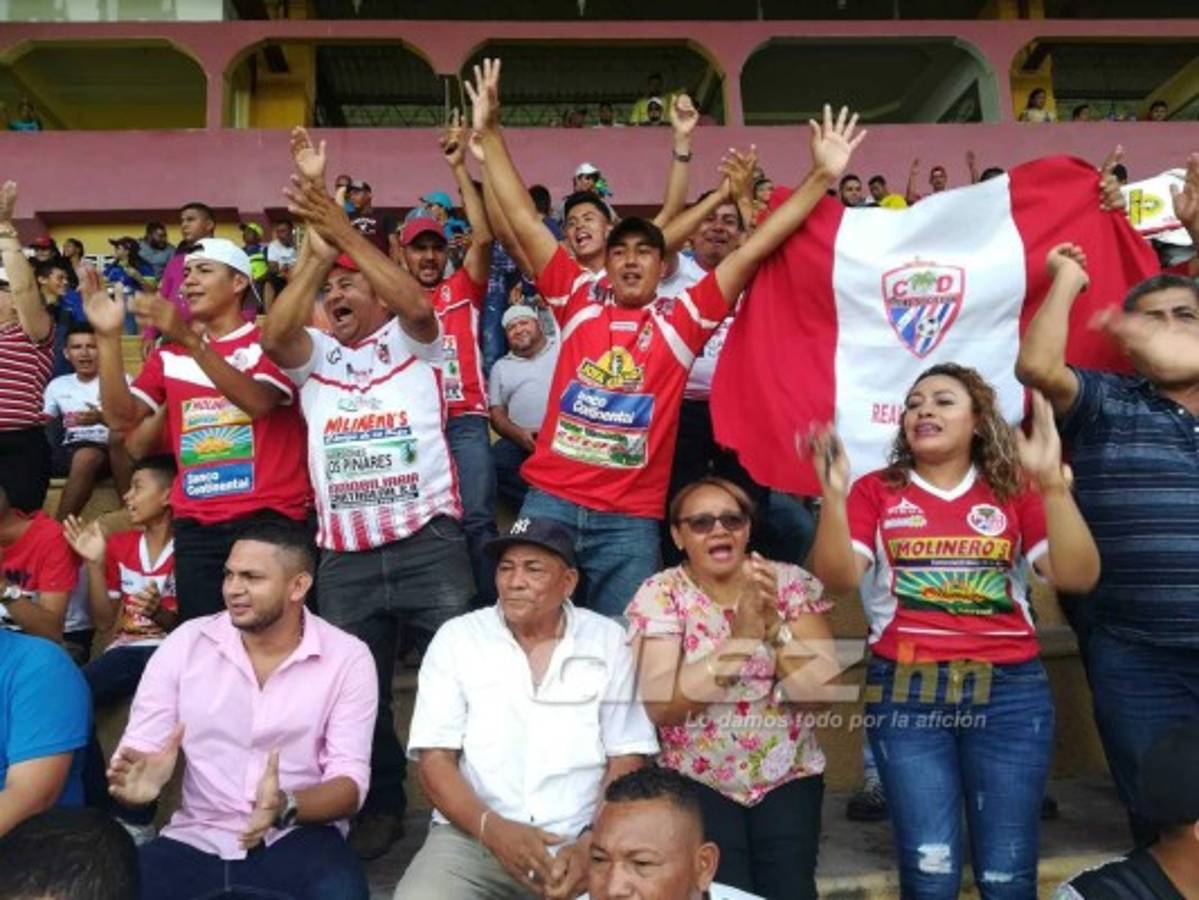 ¡AMBIENTAZO! Espectacular lleno en el Juan Ramón Brevé previo a la Gran Final de Ascenso