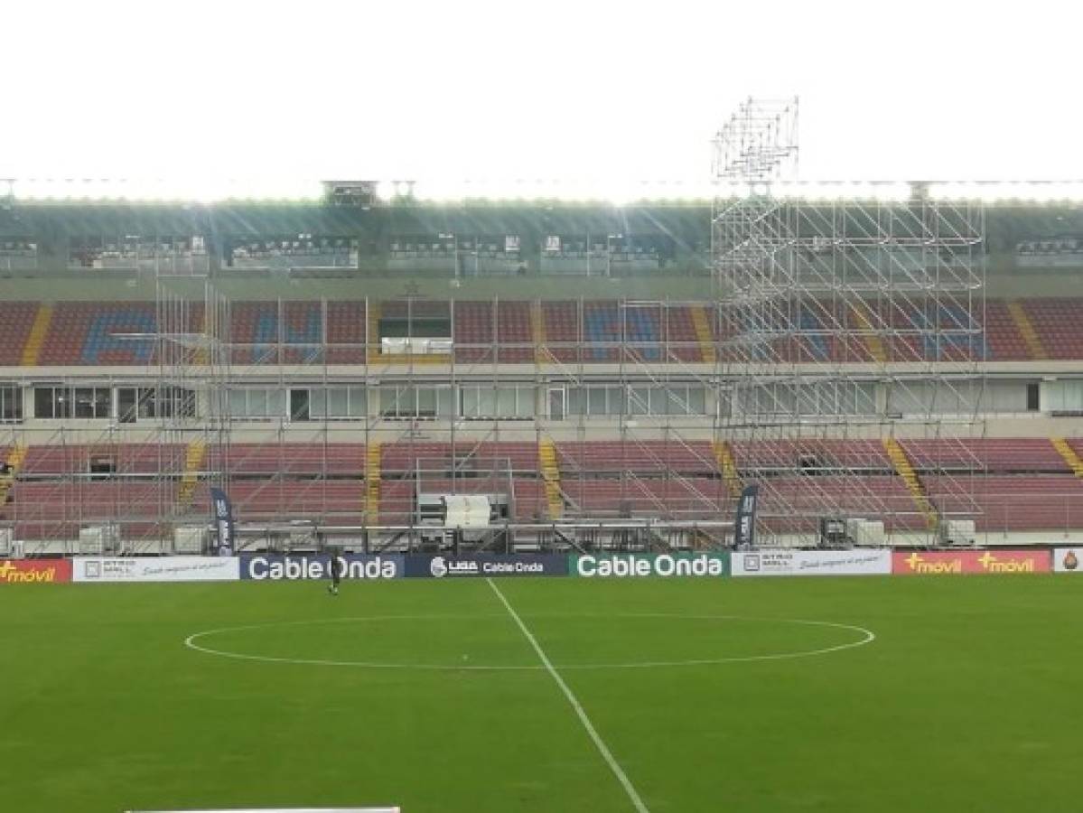 Debut de Liga Concacaf peligra por tarima montada en estadio Rommel Fernández