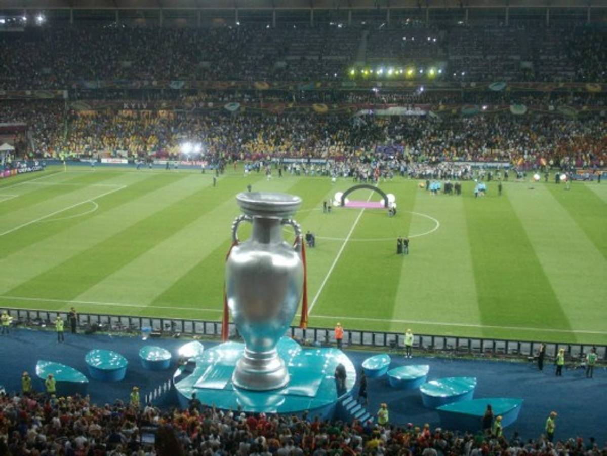 ¡ESPECTACULAR! Así es el Olímpico de Kiev que recibirá al Liverpool y Real Madrid en la final de Champions