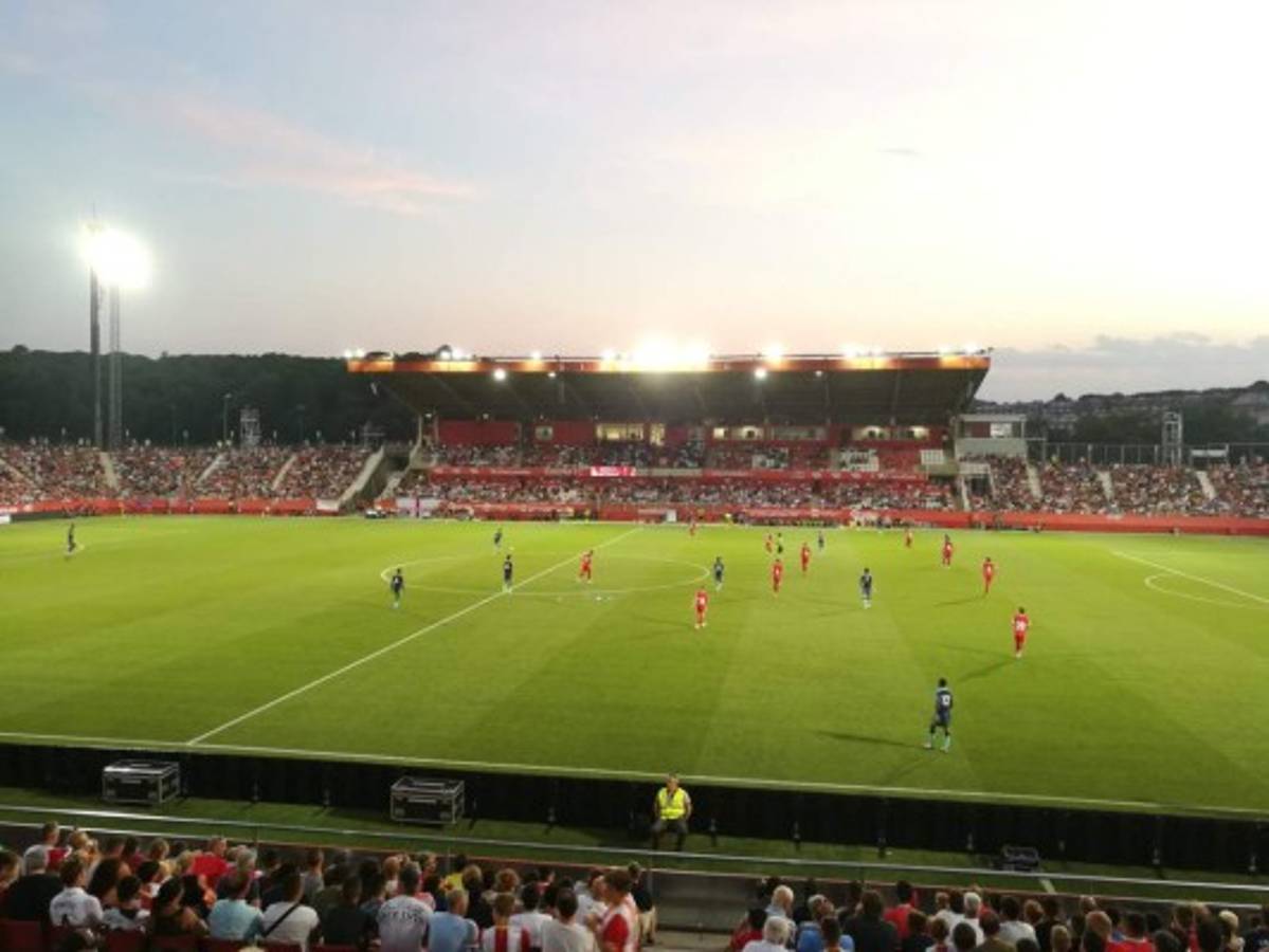 EN FOTOS: 'Choco' Lozano anota en triunfo del Girona sobre Tottenham