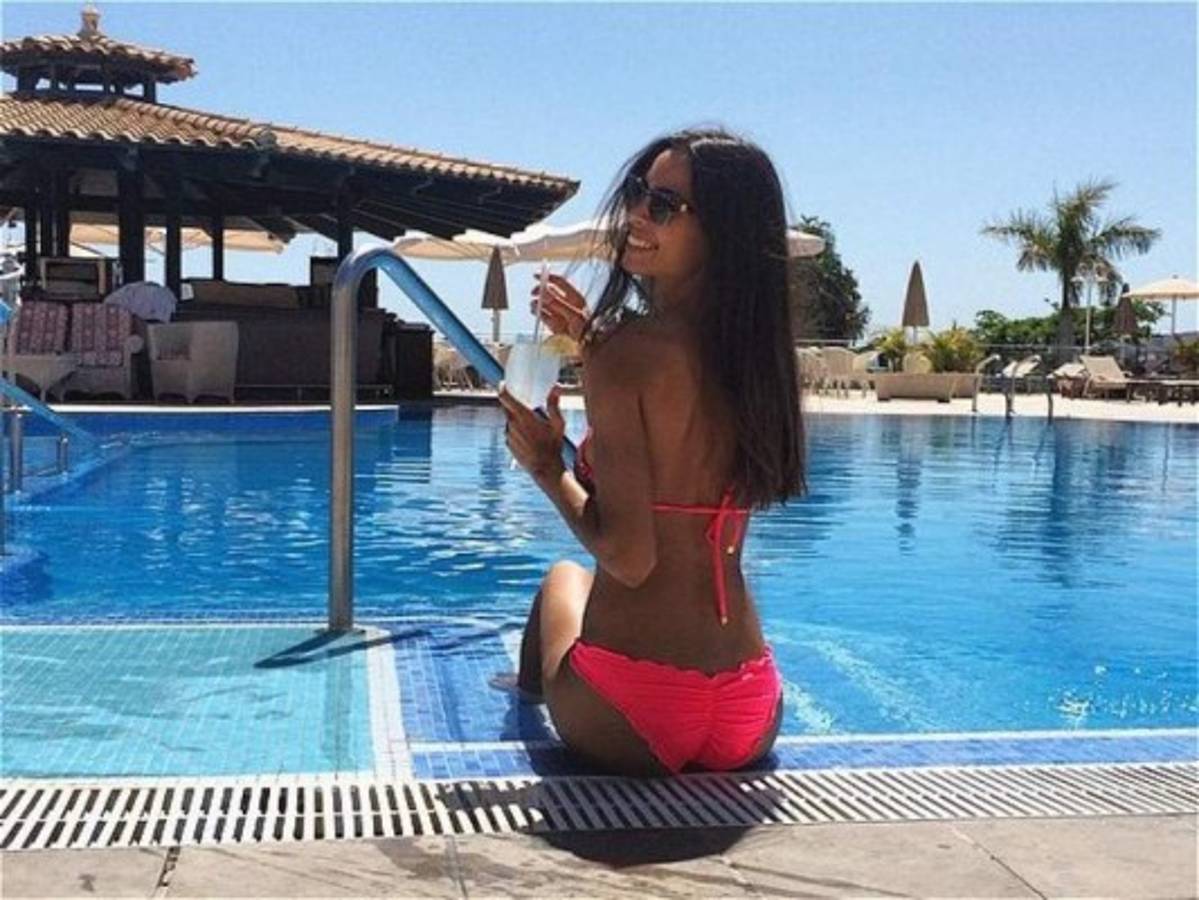 ¡Vaya sorpresa! Así fue la boda secreta de Dani Alves y Joana Sanz en Ibiza