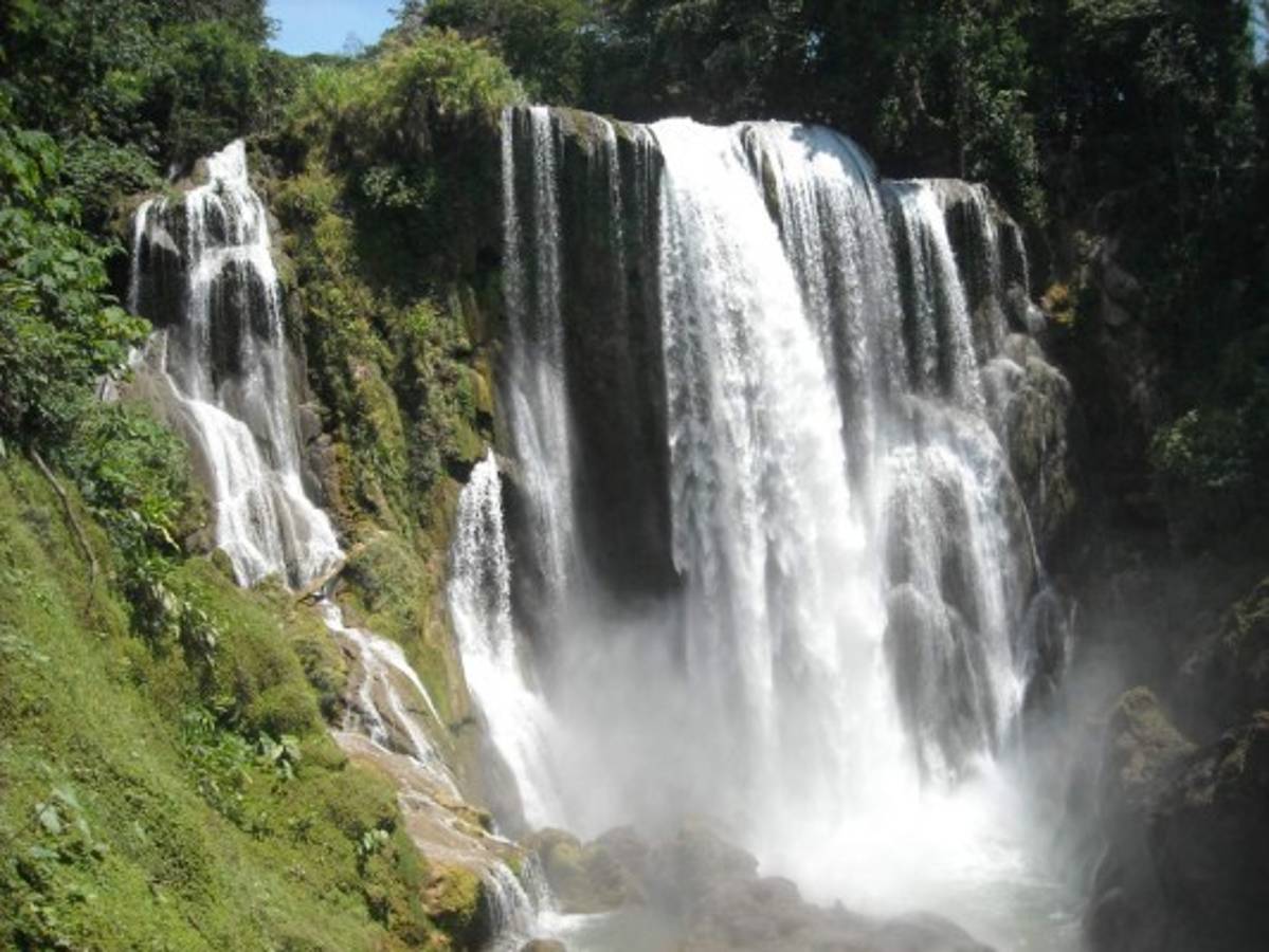 Los 20 paradisíacos lugares de Honduras que debes visitar en Semana Santa
