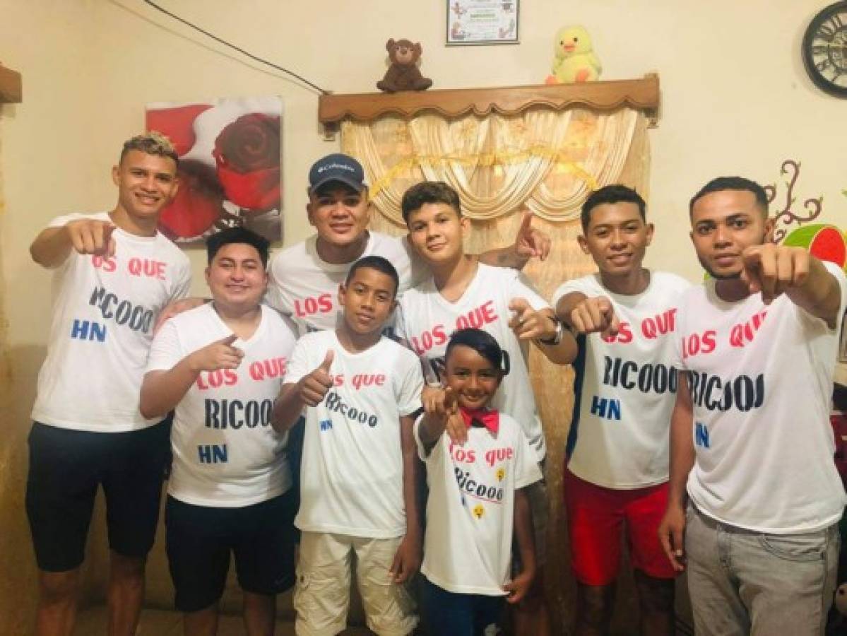 Los futbolistas de Honduras que descubrieron un nuevo talento en esta cuarentena