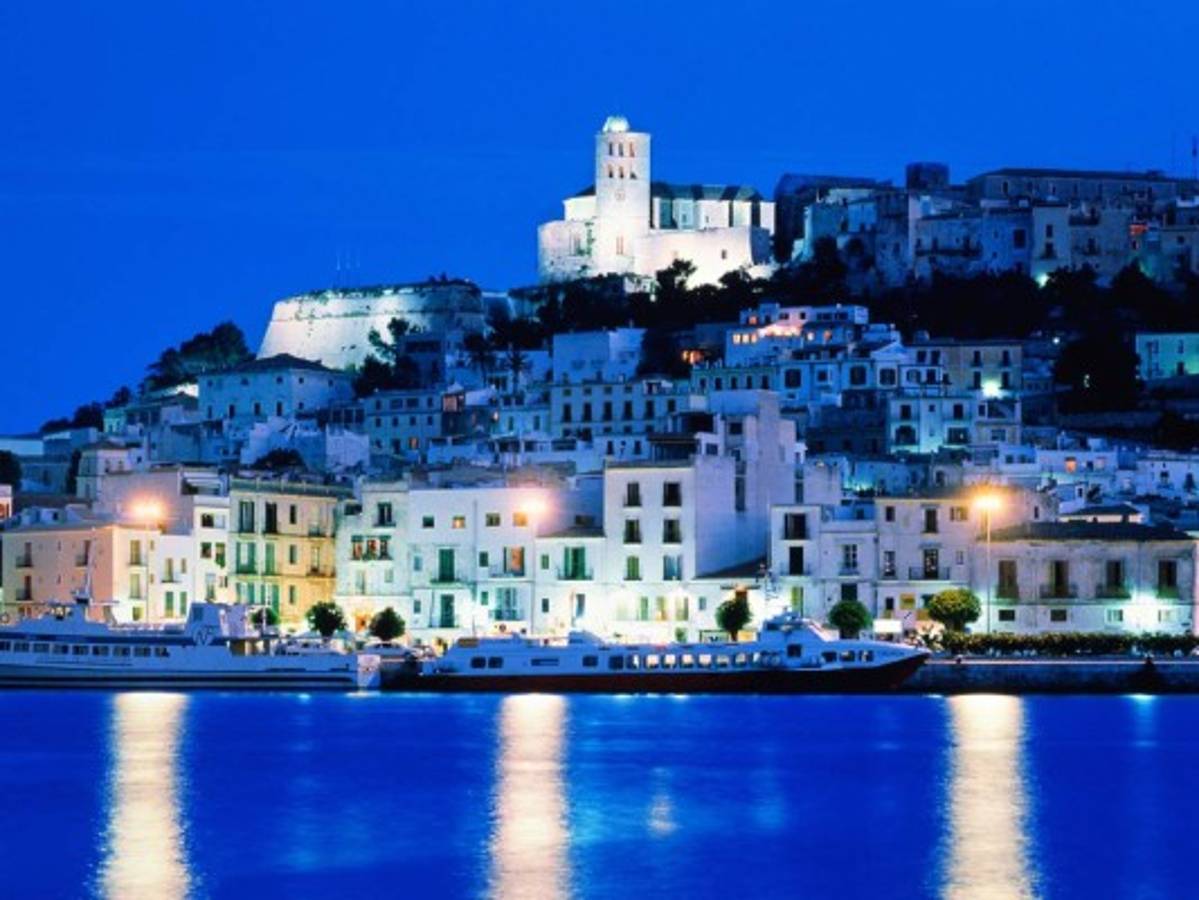 Así es Ibiza, la isla que los crack mundiales eligen para pasar sus vacaciones