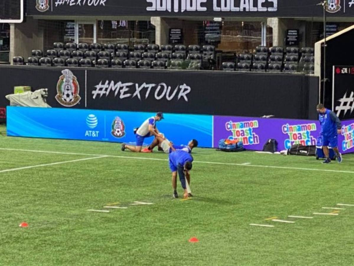 ¡Selfie, masaje y el camerino de la 'H'! Así fue reconocimiento de cancha de Honduras y México en Atlanta