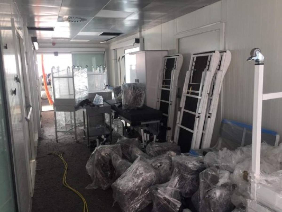 Así es por dentro el hospital movil que se ha instalado en San Pedro Sula para pacientes con coronavirus