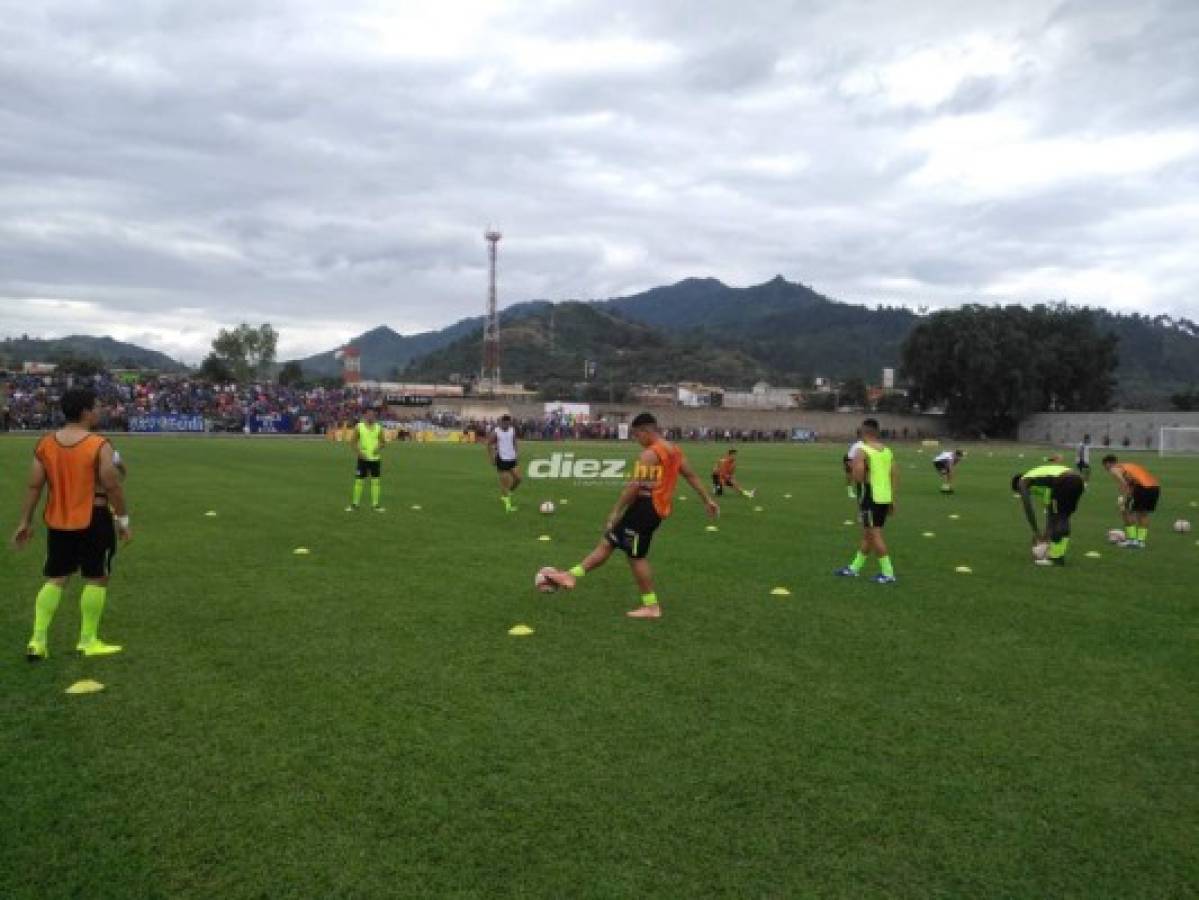 Danlí se vuelve a pintar de azul previo al juego Real de Minas-Motagua