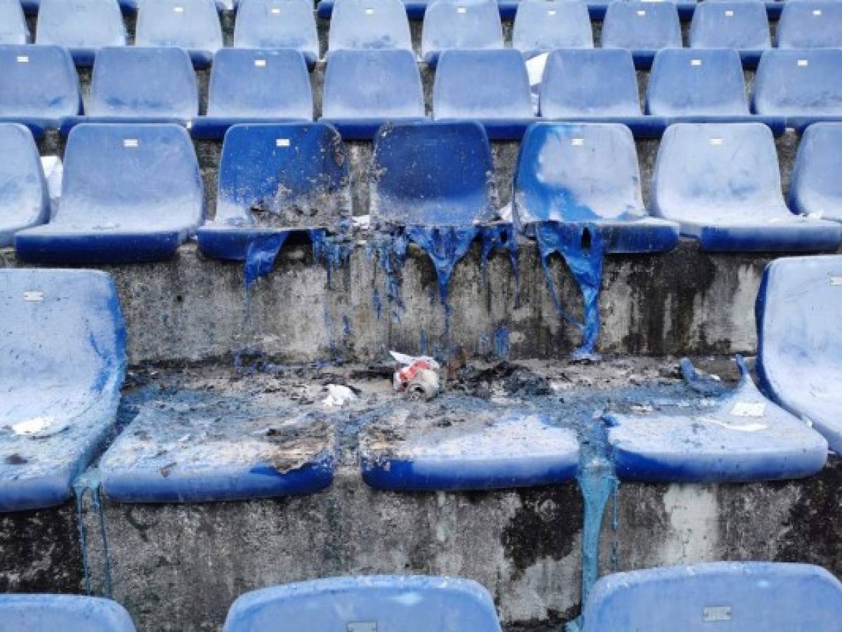 ¡Penoso! Aficionados del Comunicaciones hacen zafarrancho tras caer ante Municipal