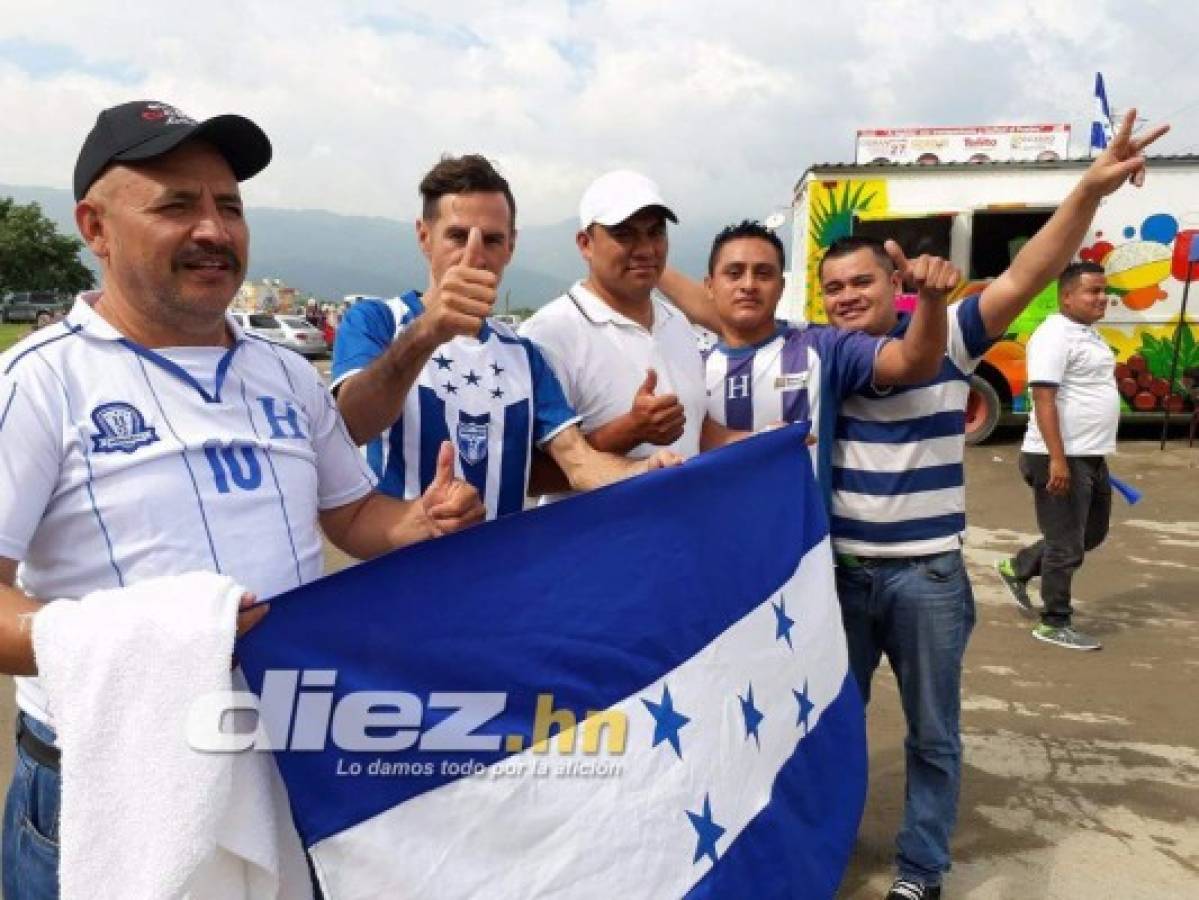 ¡CON AFICIÓN AUSTRALIANA! El ambientazo que se está viviendo en las afueras del estadio Olímpico