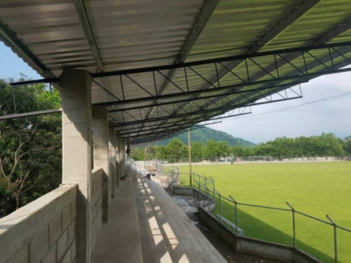 Así es el nuevo y moderno estadio que se construye en Orocuina, Choluteca