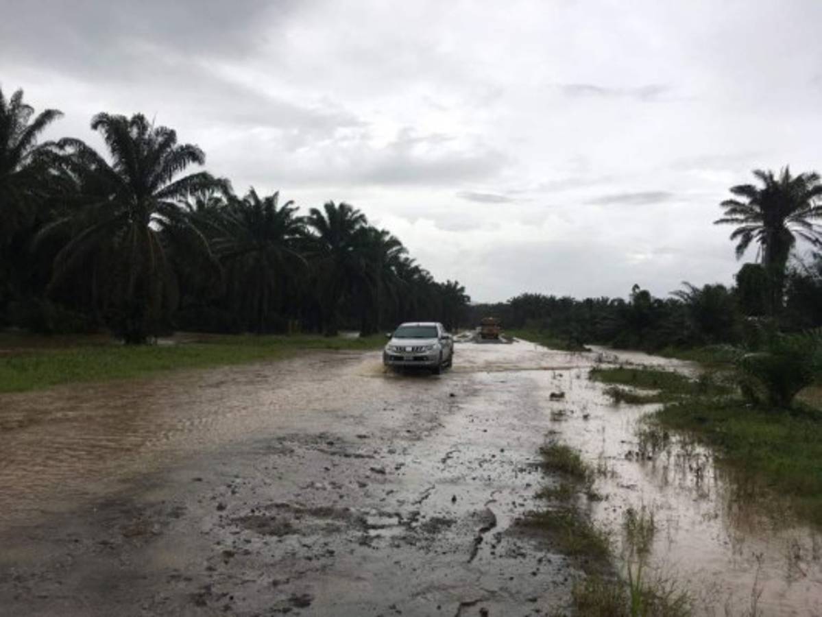 ¡ALERTA! Fuertes tormentas inundan varios departamentos de Honduras