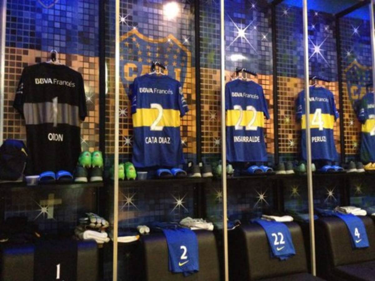 Especial: El camerino del estadio Nacional de Costa Rica y los más lujosos del mundo