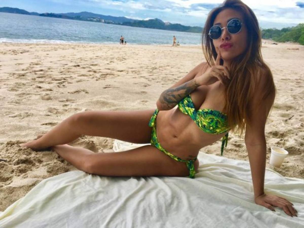 Angie Quesada, la sexy aficionada del equipo de Rojas, Garrido y López que quiere ganar el Clásico