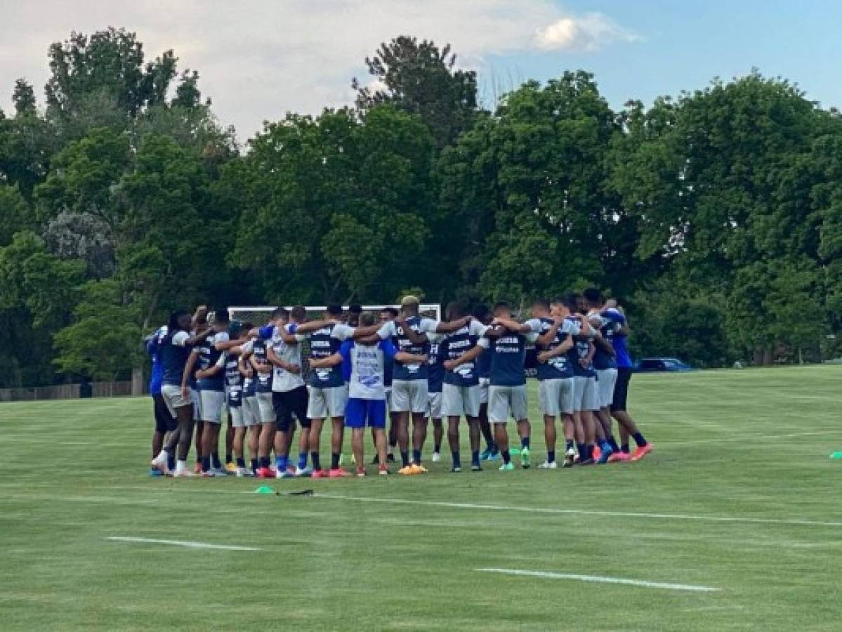 Último entreno de Honduras en Denver: charla entre Elis y Coito, competencia en el arco y, ¿Rivas lesionado?