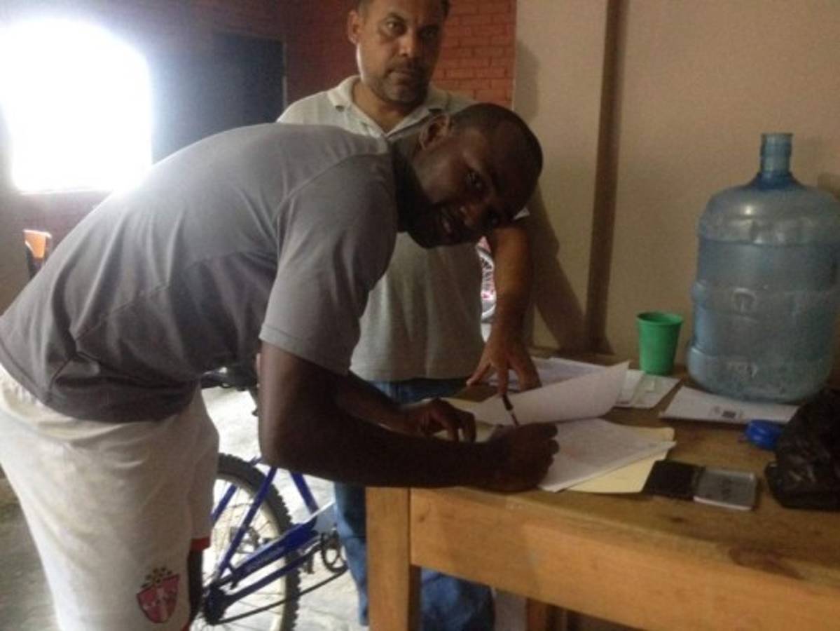 RUMORES/FICHAJES: Luis Lobo no iría a Platense y Tela FC saca la chequera