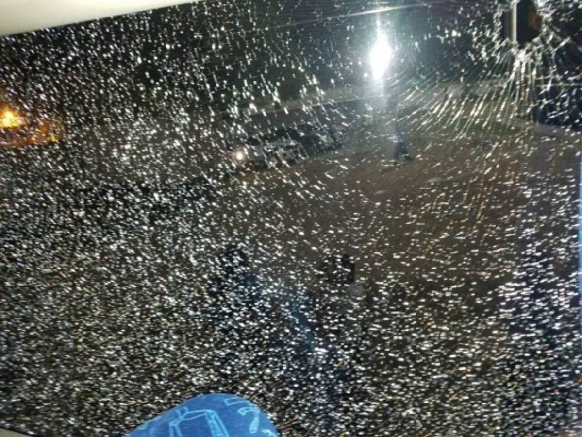 FOTOS: Así quedó el bus del Marathón tras ataque sufrido en Comayagua