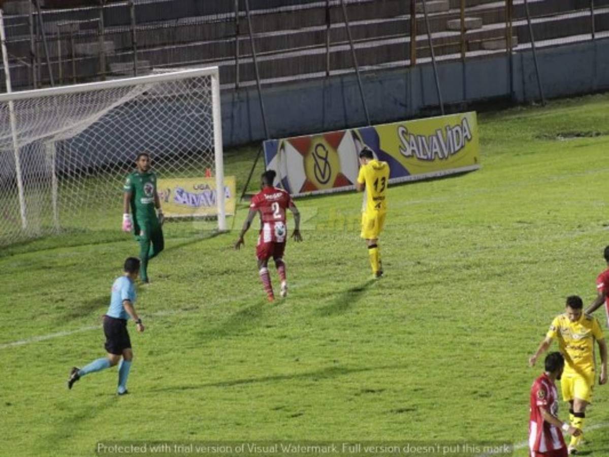 No se vio en TV: terrible lesión, zafarrancho y apagón en La Ceiba; Motagua fue una explosión