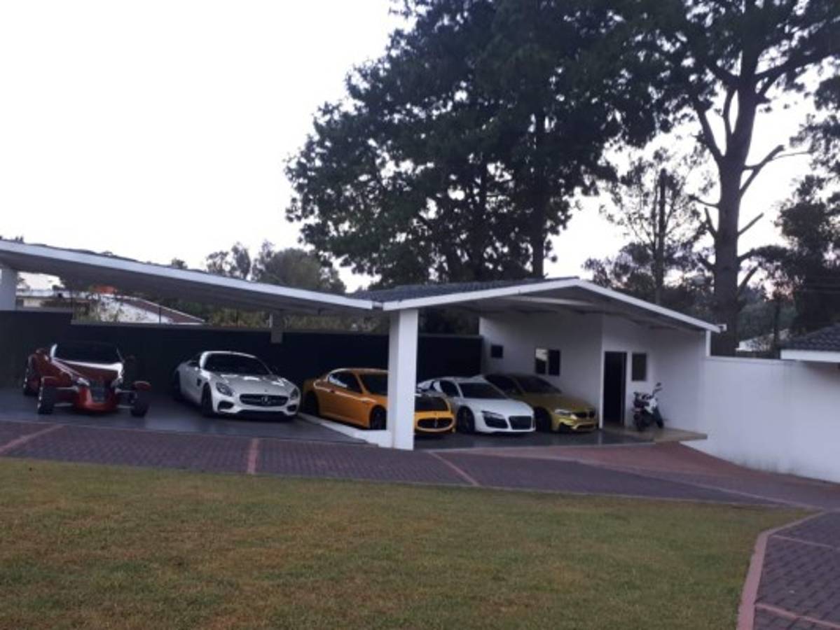 Los lujosos autos que decomisaron a narcotraficantes en operativos en Guatemala