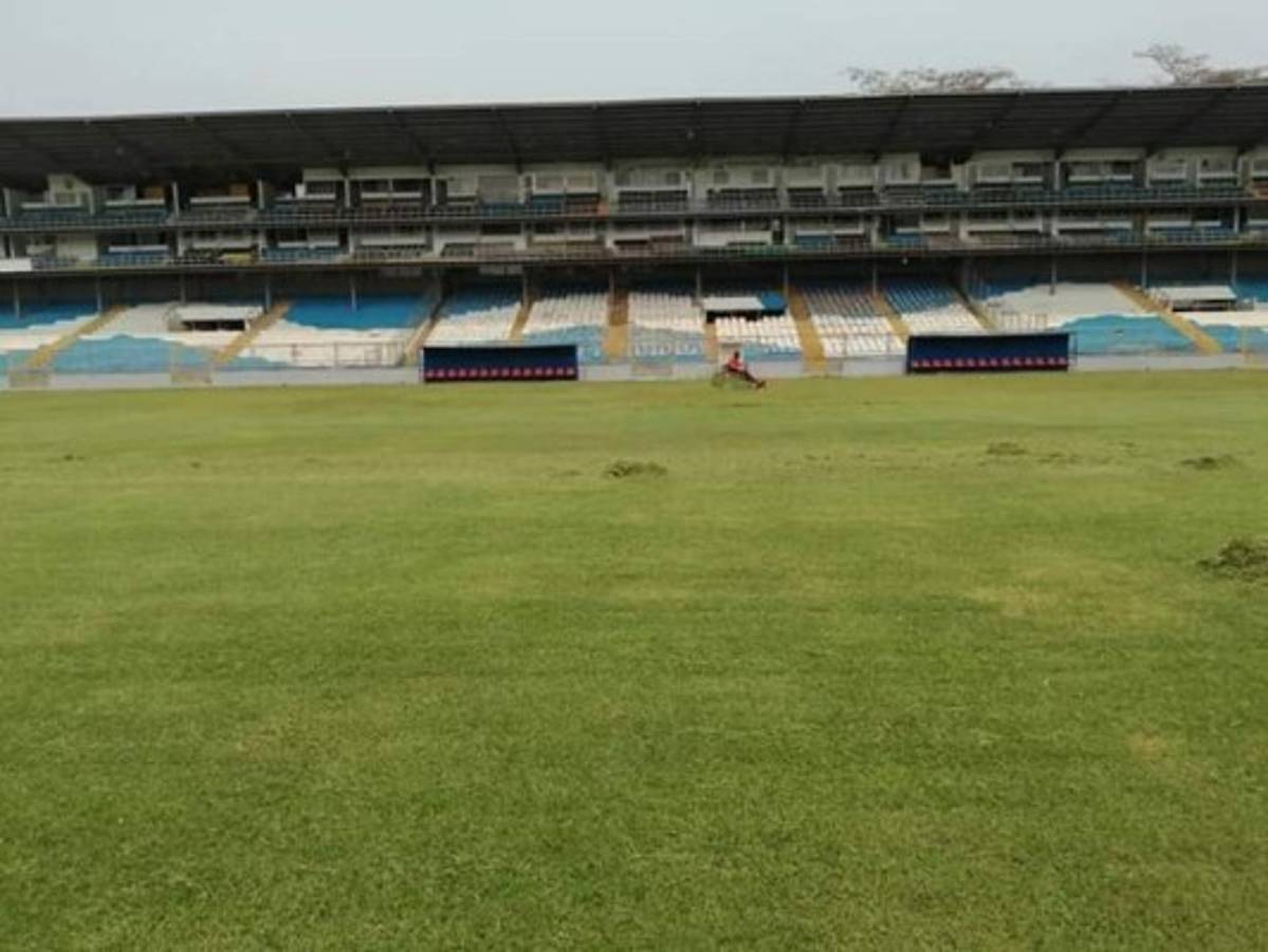 ¡El césped más verde! Así lucen los estadios de Honduras en esta cuarentena